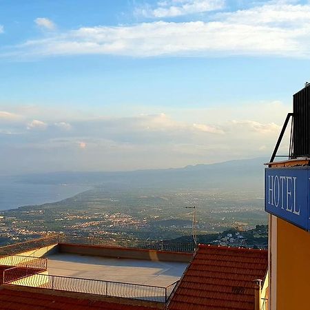 קסטלמולה Hotel Panorama Di Sicilia מראה חיצוני תמונה