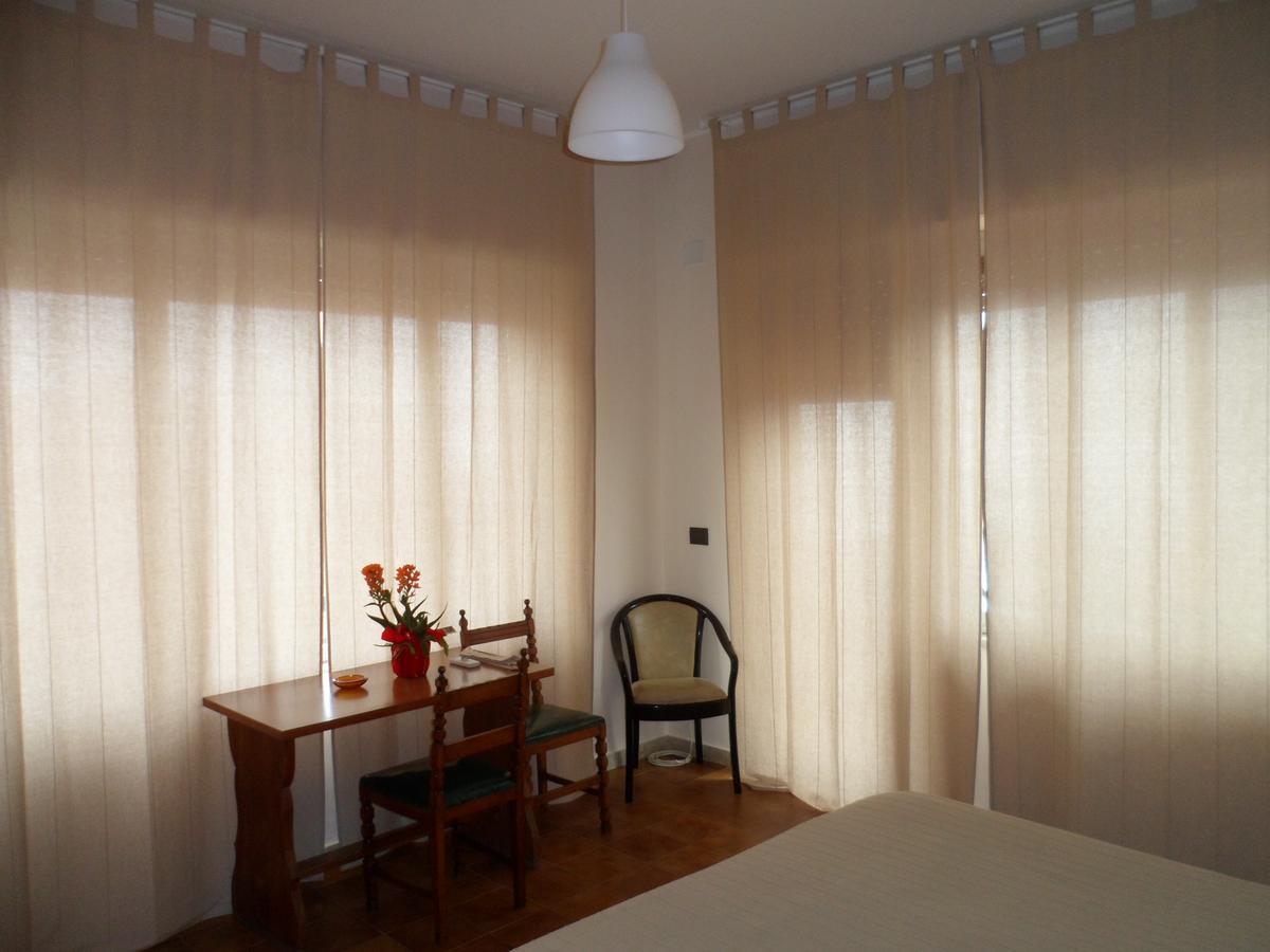 קסטלמולה Hotel Panorama Di Sicilia מראה חיצוני תמונה