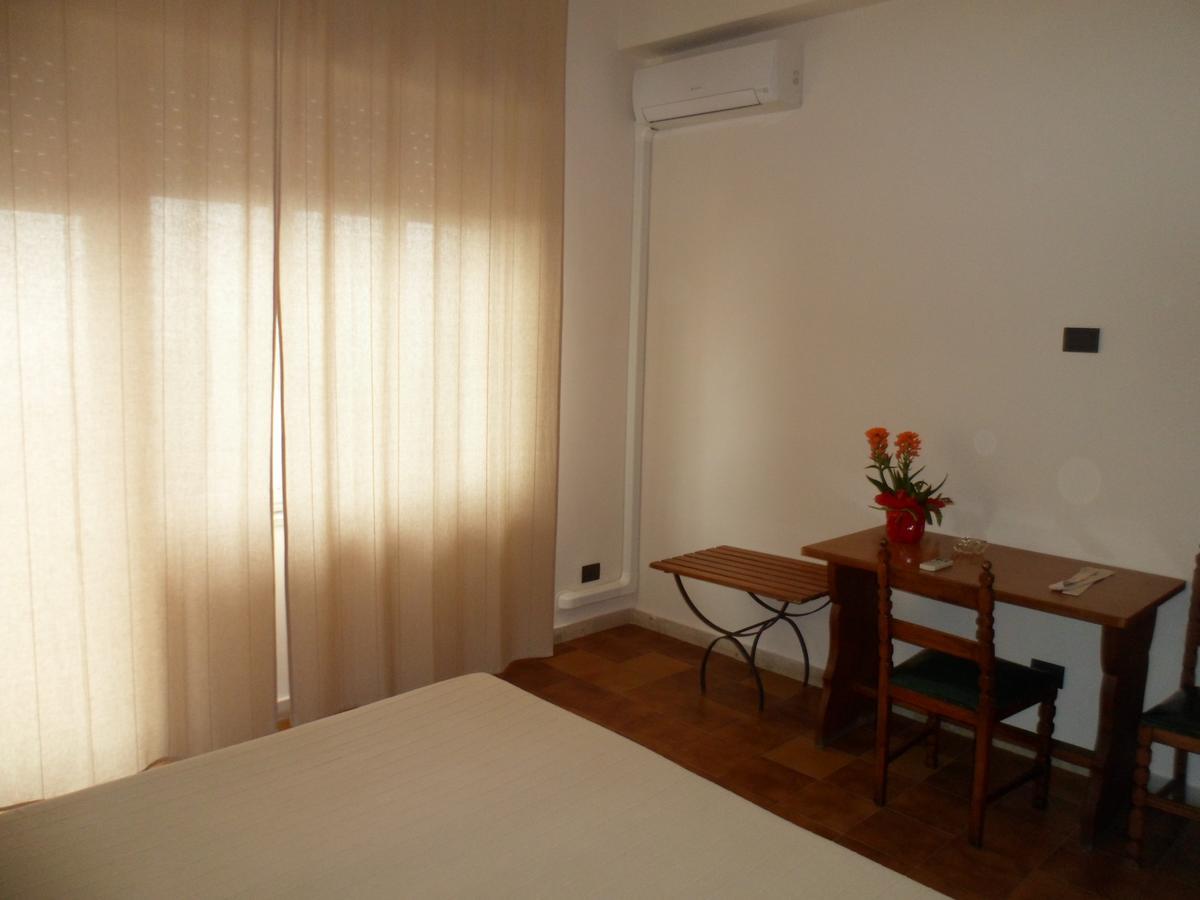 קסטלמולה Hotel Panorama Di Sicilia מראה חיצוני תמונה