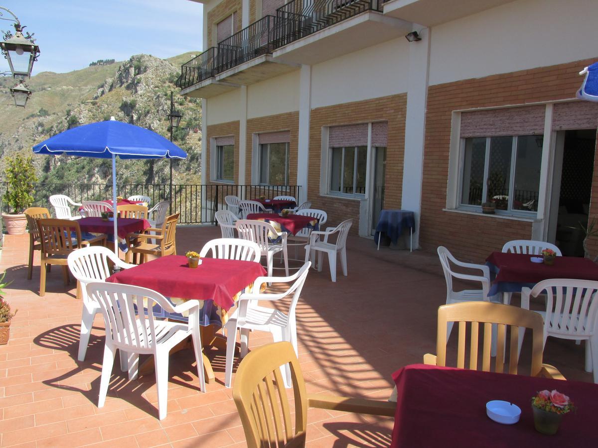 קסטלמולה Hotel Panorama Di Sicilia מראה חיצוני תמונה